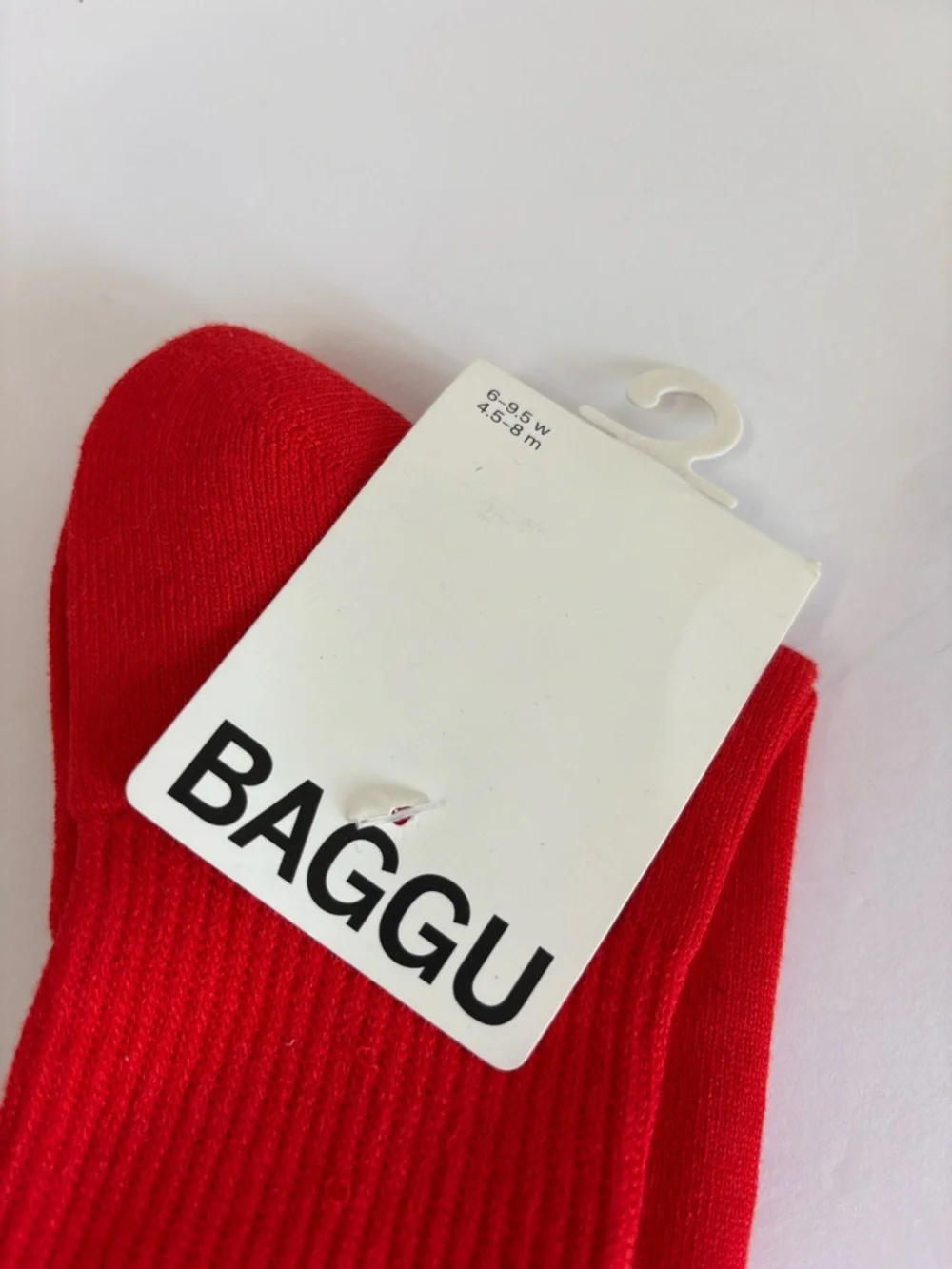 NWT BAGGU Ribbed Socks
